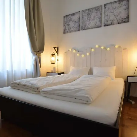 Creative - Akacfa 62 Budapest