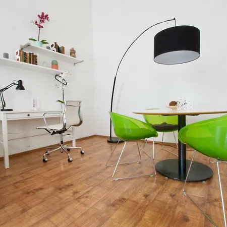 Creative - Akacfa 62 Apartment Budapest